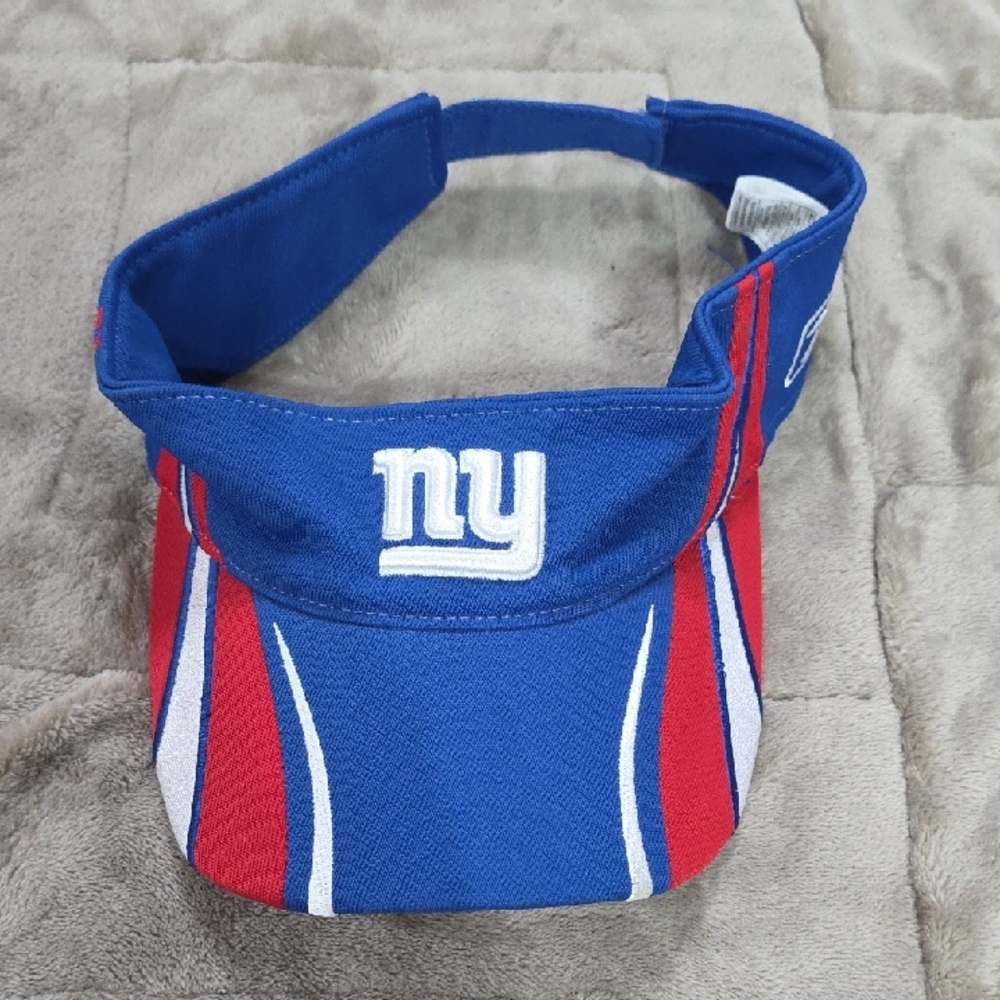 Reebok/NFL NY Giants Visor Hook & Loop Embroidered Football One Size Fits Most